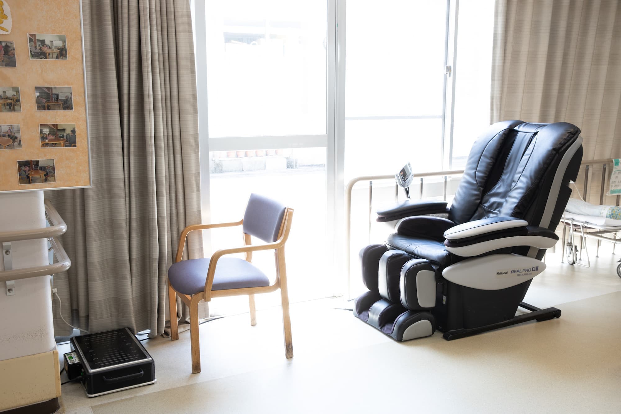 マッサージチェアなど